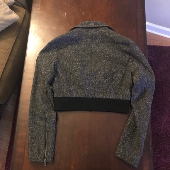 Guess cropped jacket. - Picture 6 of 6